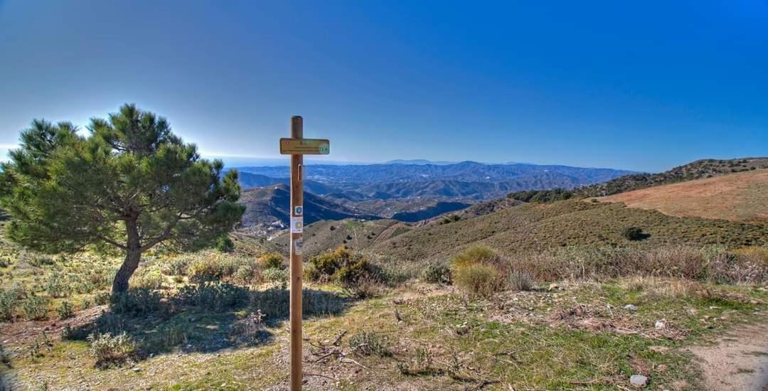 Finca El Almendro Árchez エクステリア 写真
